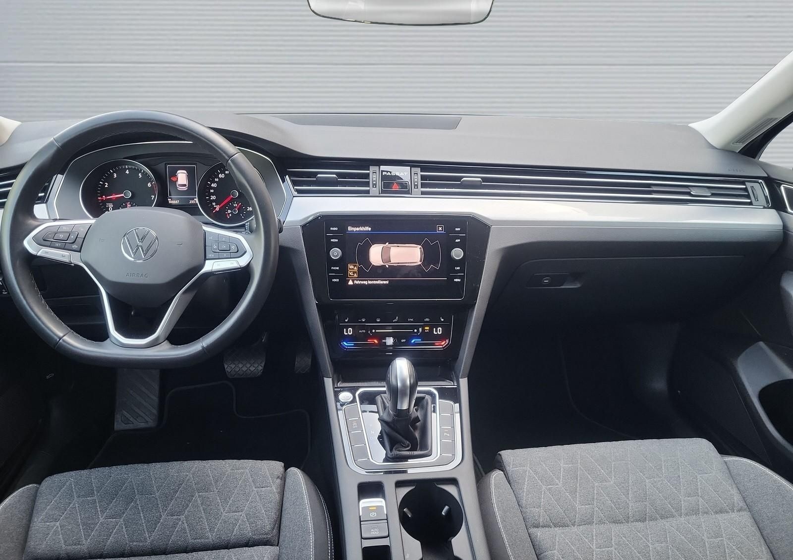 Volkswagen Passat 1.5TSI Business DSG Navi+LED+SHZ+AHK+ACC+ foto 11