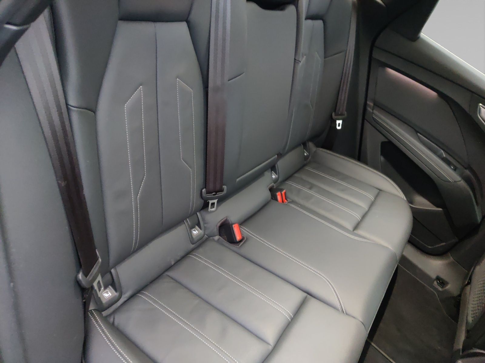 Audi Q4 e-tron 40 2 x S line 77kWh ACC Assist Plus foto 14