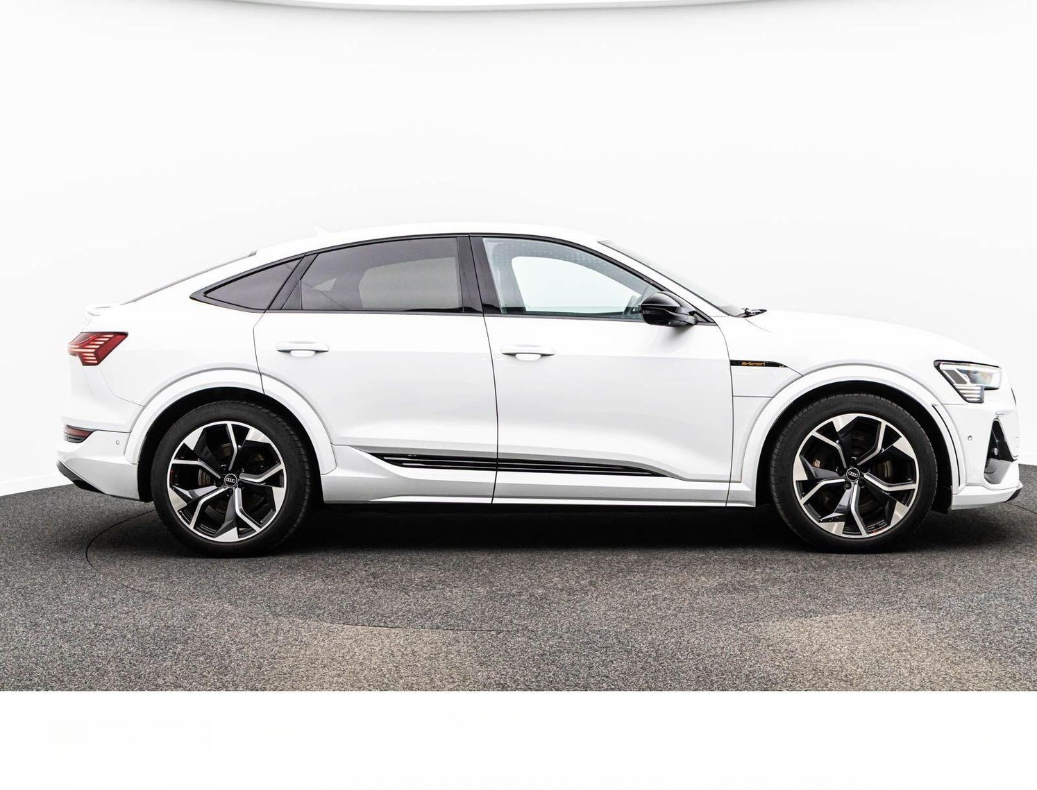 Audi E-TRON SPORTBACK S BLACK MATRIX/ACC/S-SITZE/360° foto 9