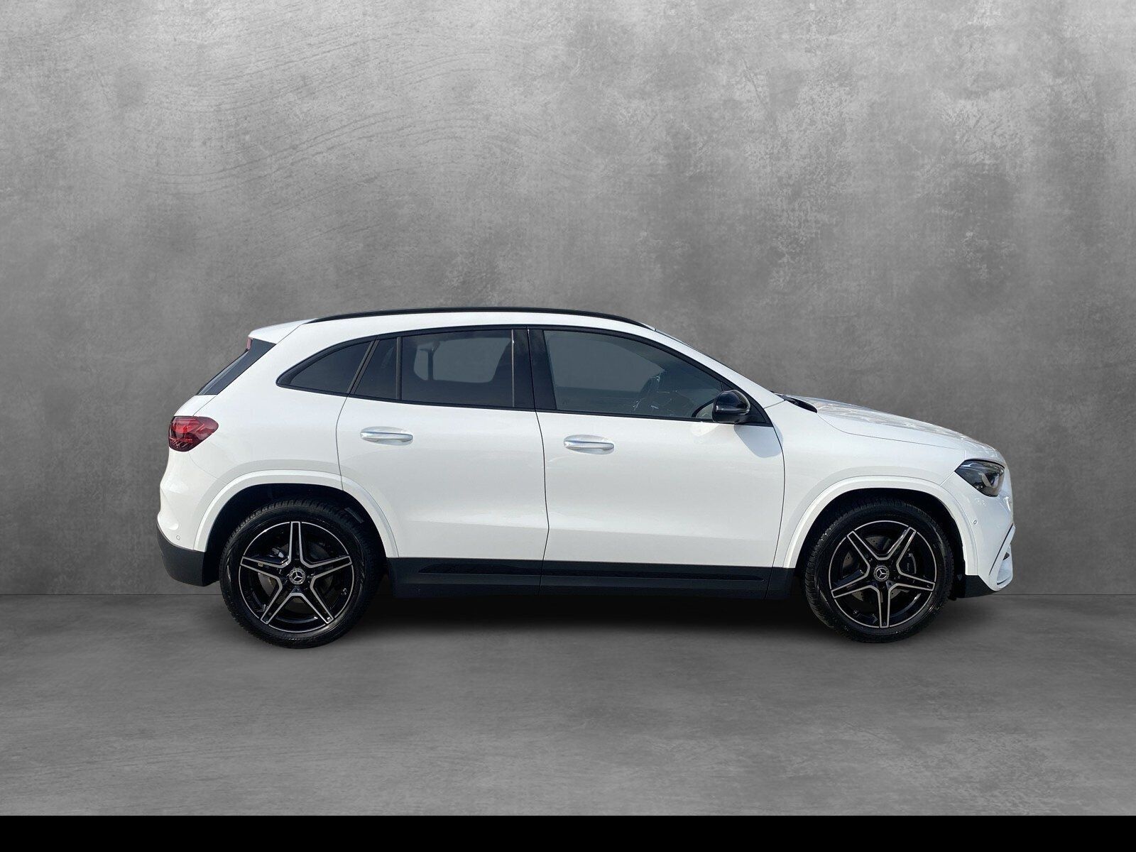 Mercedes-Benz GLA 180 AMG Line/Multibeam/AHK/EasyPack/360°SHZ foto 4