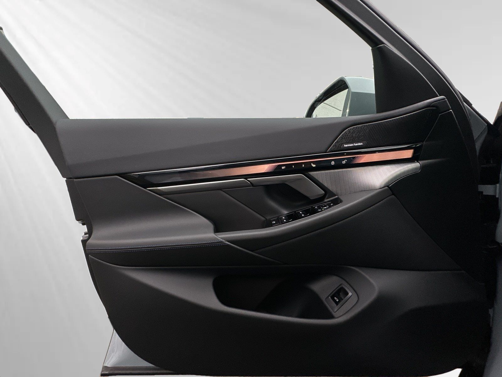 BMW 520d M Sport Pro|AHK|Pano|Autobahnass. foto 19