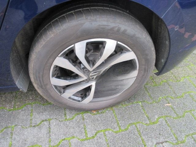 Volkswagen Golf Life 1.5 TSI NAVI PANORAMA IQ LIGHT ALU APS foto 7