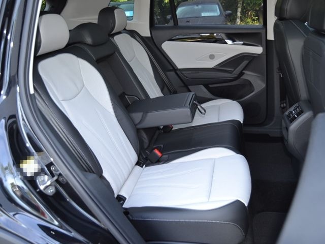 Volkswagen Tiguan 2.0 TDI DSG Elegance AHK/IQ.DRIVE-PAKET/M foto 9
