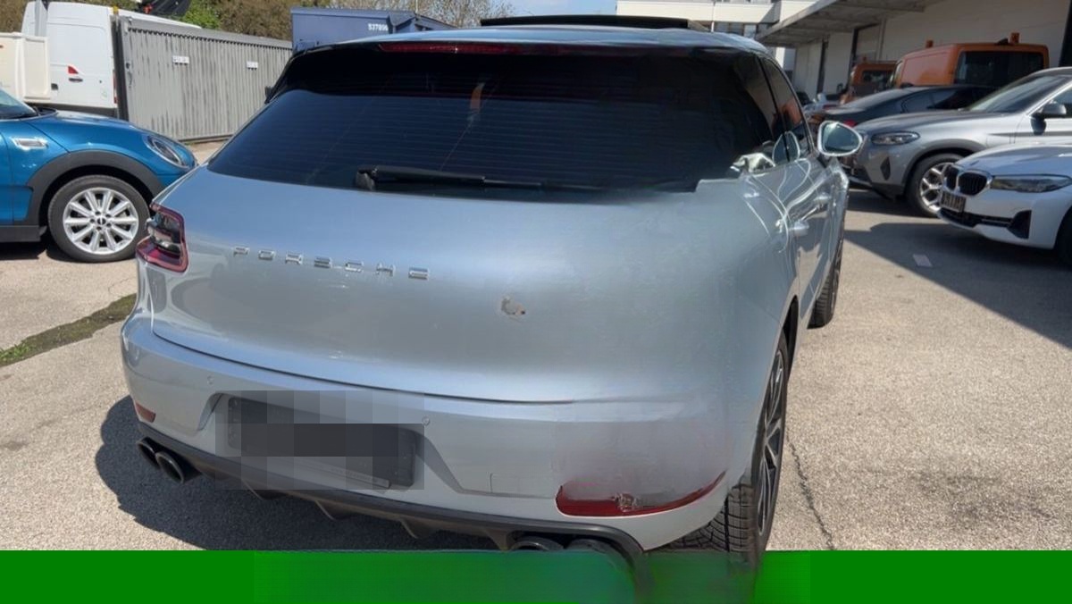 Porsche Macan Turbo 3,6L V6 PANO/BOSE/CARBON/ALCANTARA foto 5