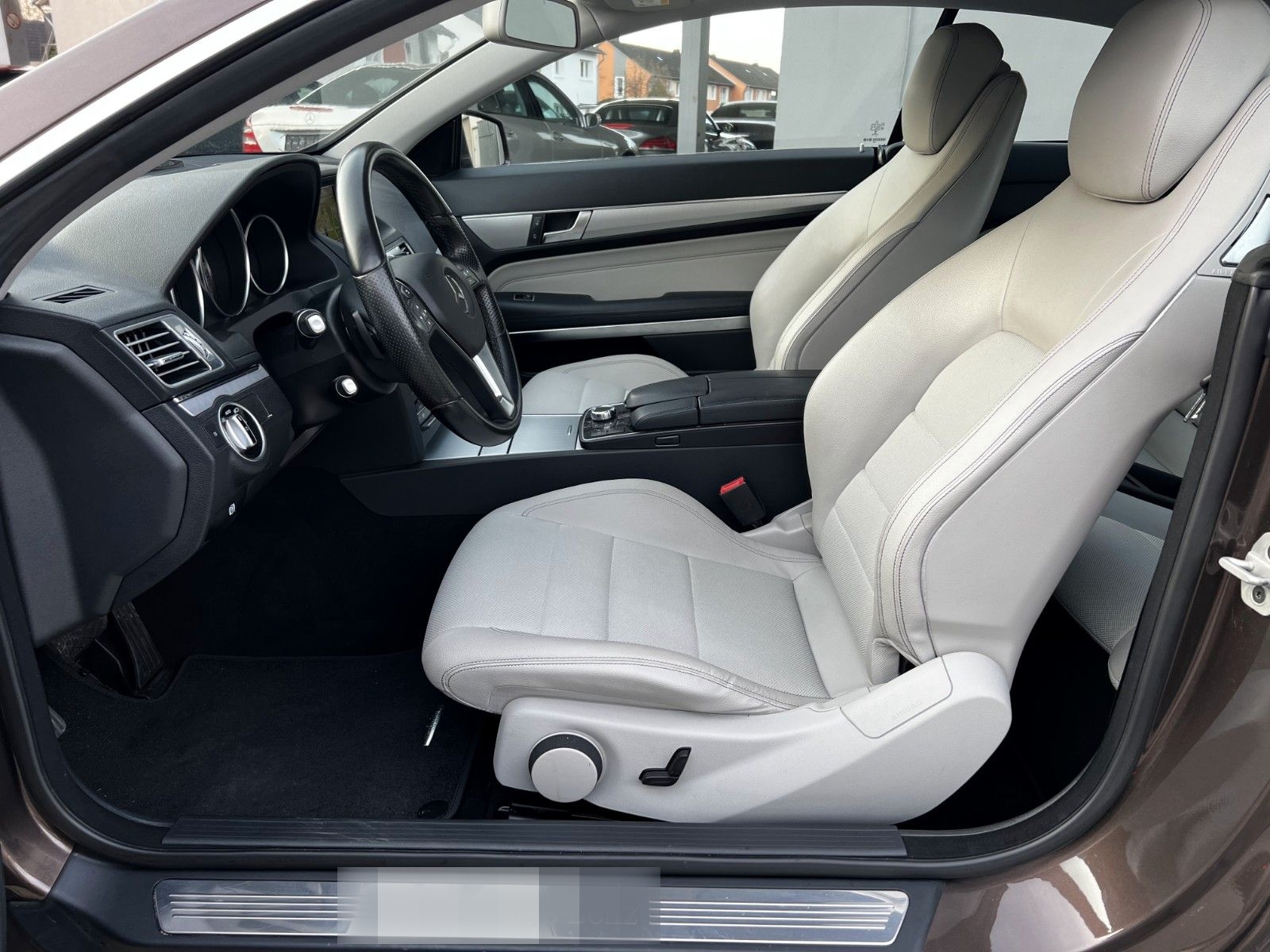 Mercedes-Benz E 350 E Coupe E 350 BlueTec / d foto 8