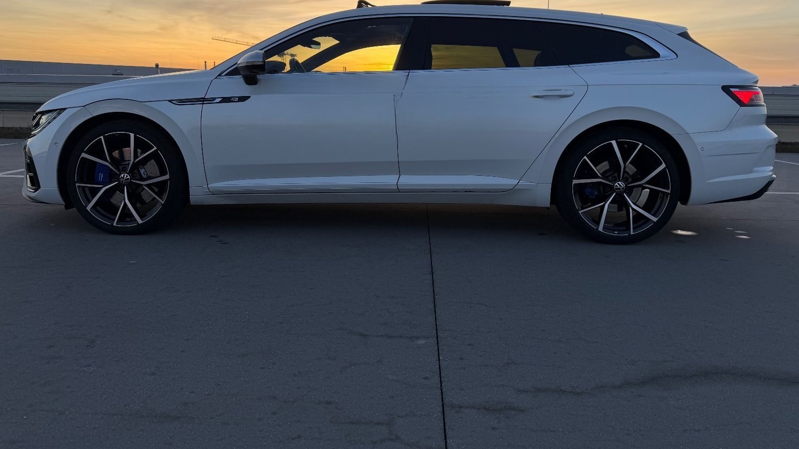 Volkswagen Arteon 2.0 TSI*SB*R*4M*DSG*PANO*VIRT*NAVI*IQ*VOL foto 2