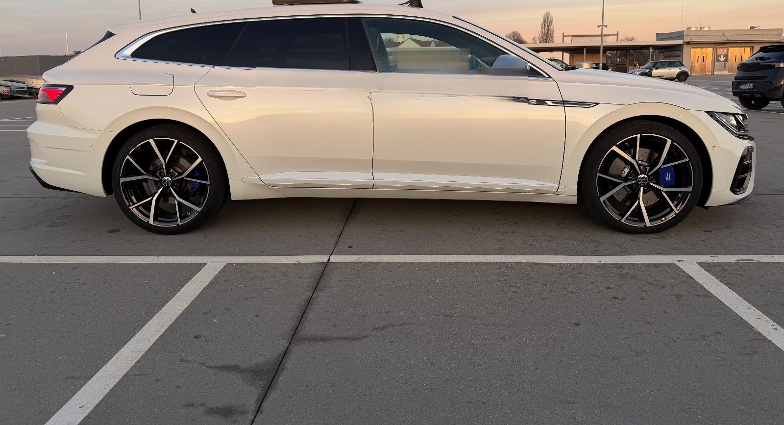 Volkswagen Arteon 2.0 TSI*SB*R*4M*DSG*PANO*VIRT*NAVI*IQ*VOL foto 6