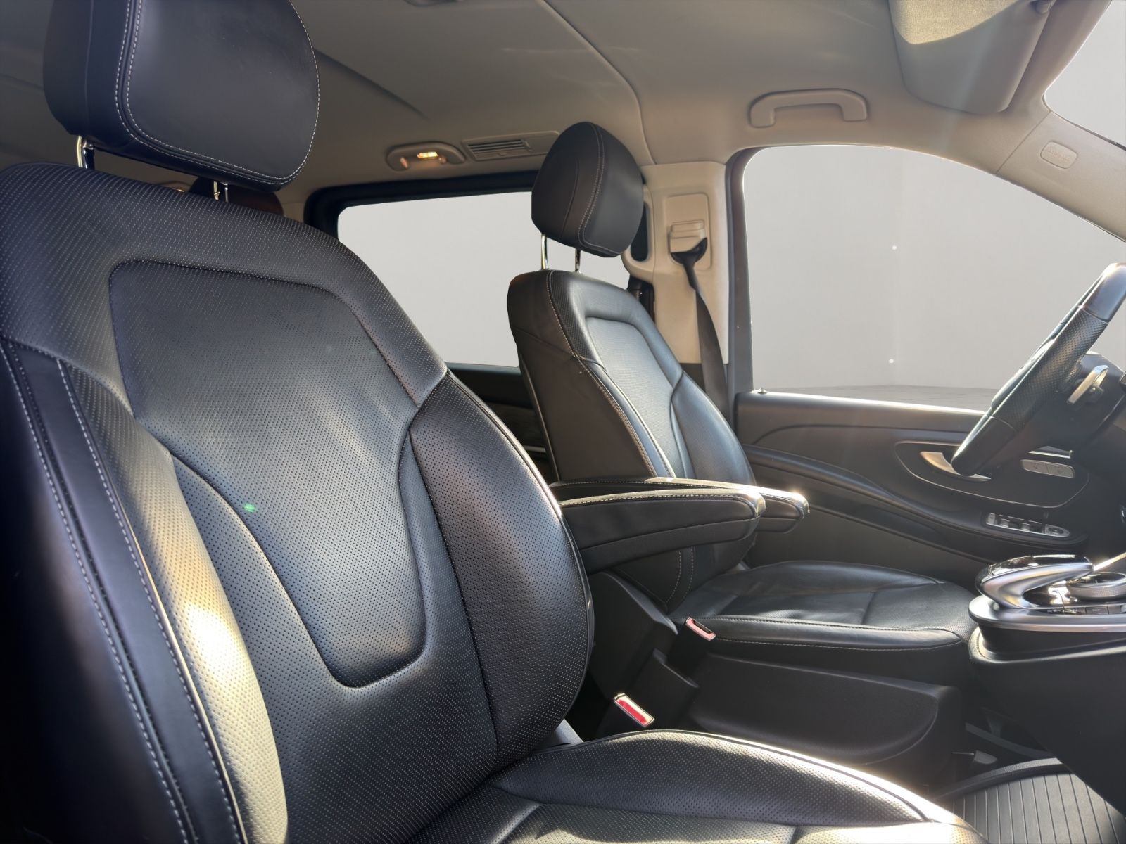 Mercedes-Benz V 300 Avantgarde Edition Lang 4 Matic foto 18