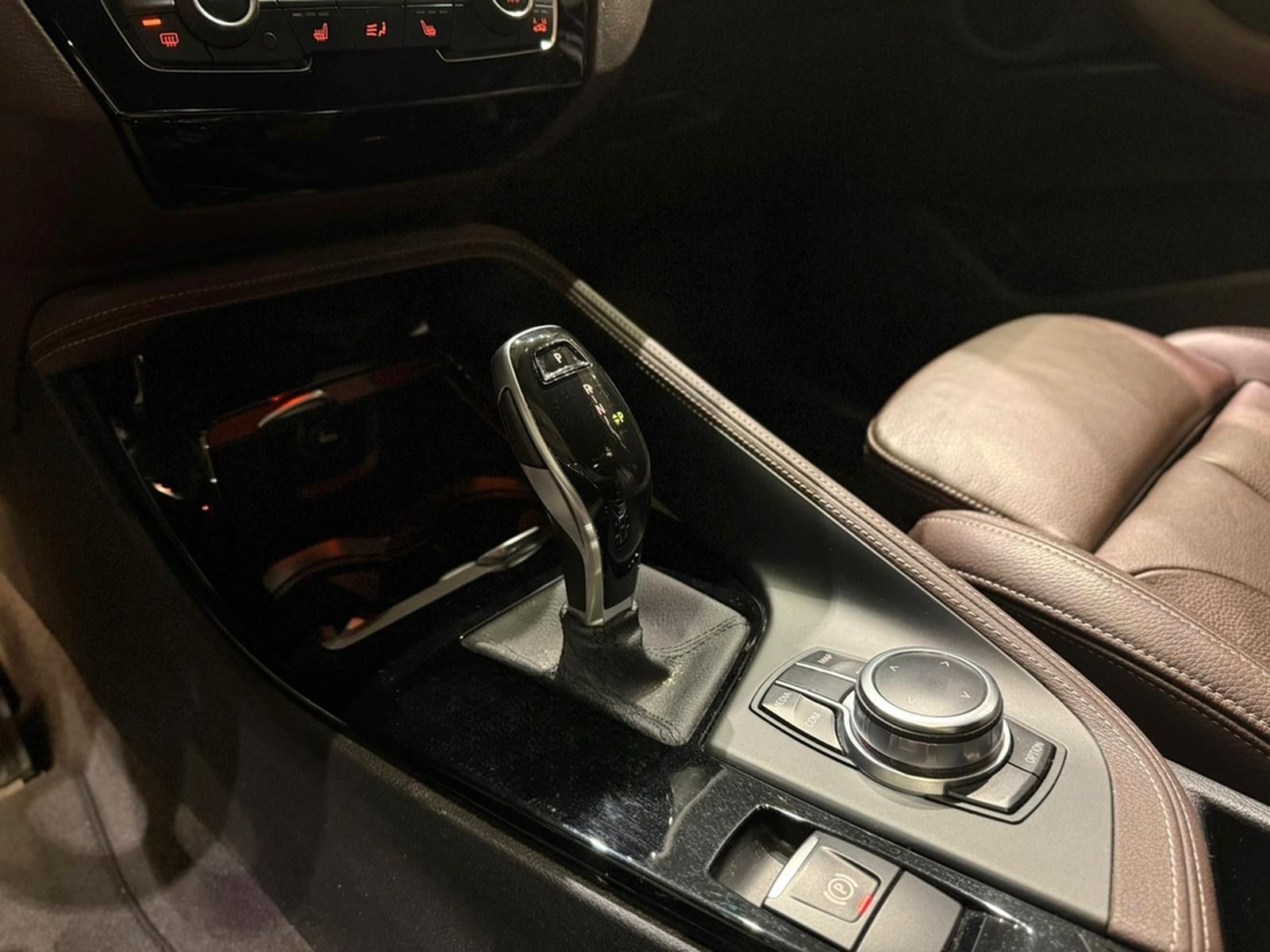 BMW X1 xDrive 20 i Sport Line *RFK*X-Drive*Shadow* foto 16