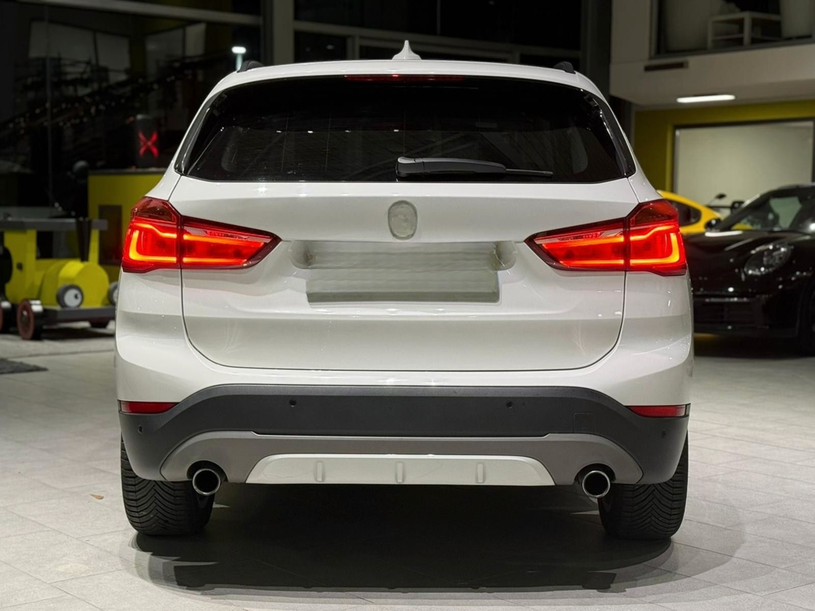 BMW X1 xDrive 20 i Sport Line *RFK*X-Drive*Shadow* foto 5