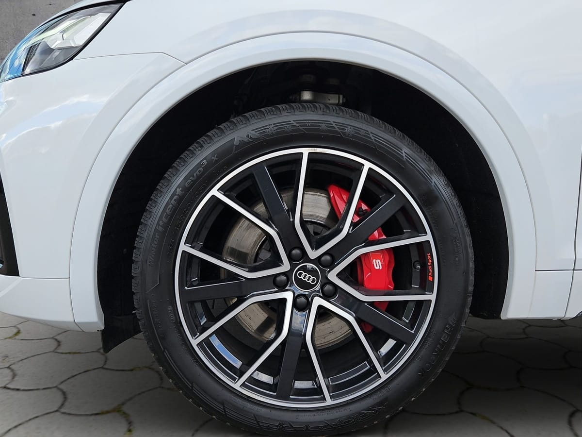 Audi SQ5 3.0 TDI quattro AHK PANO MATRIX foto 12