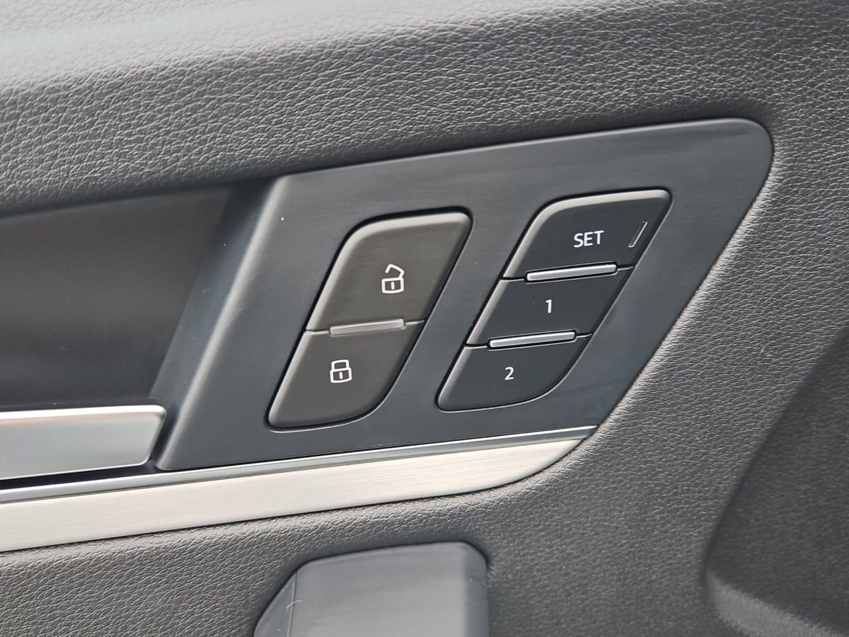 Audi SQ5 3.0 TDI quattro AHK PANO MATRIX foto 16
