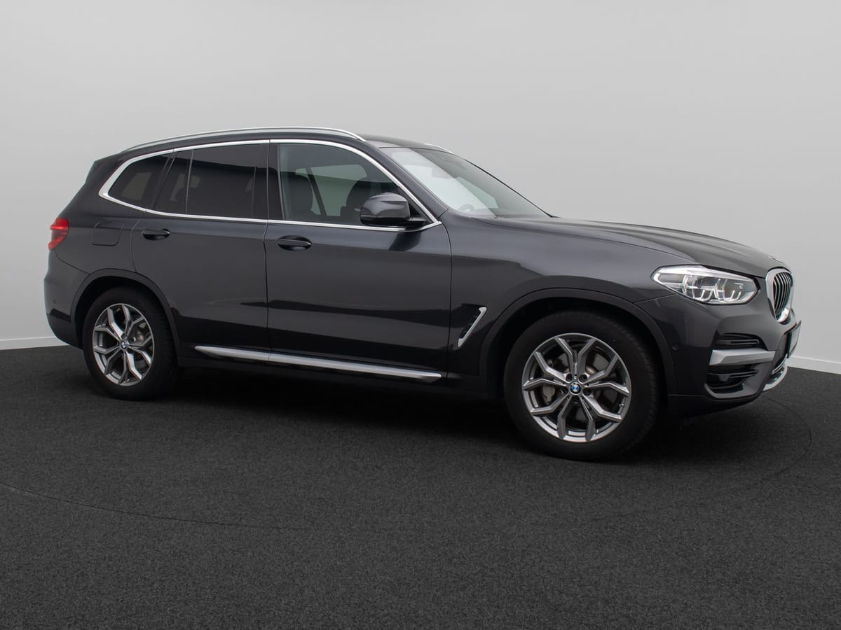 BMW X3 xD30e xLine HUD DAB Kamera Alarm HiFi 19Zoll foto 4