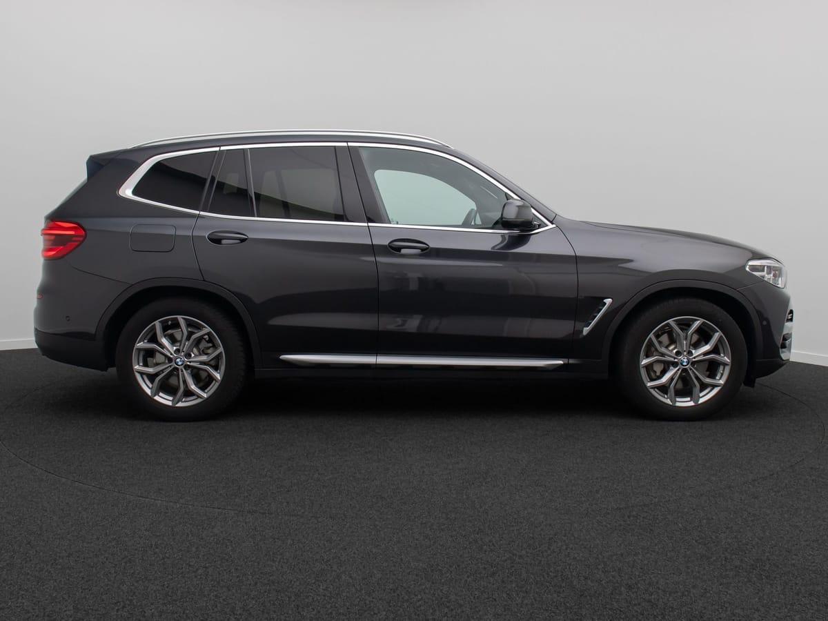 BMW X3 xD30e xLine HUD DAB Kamera Alarm HiFi 19Zoll foto 5