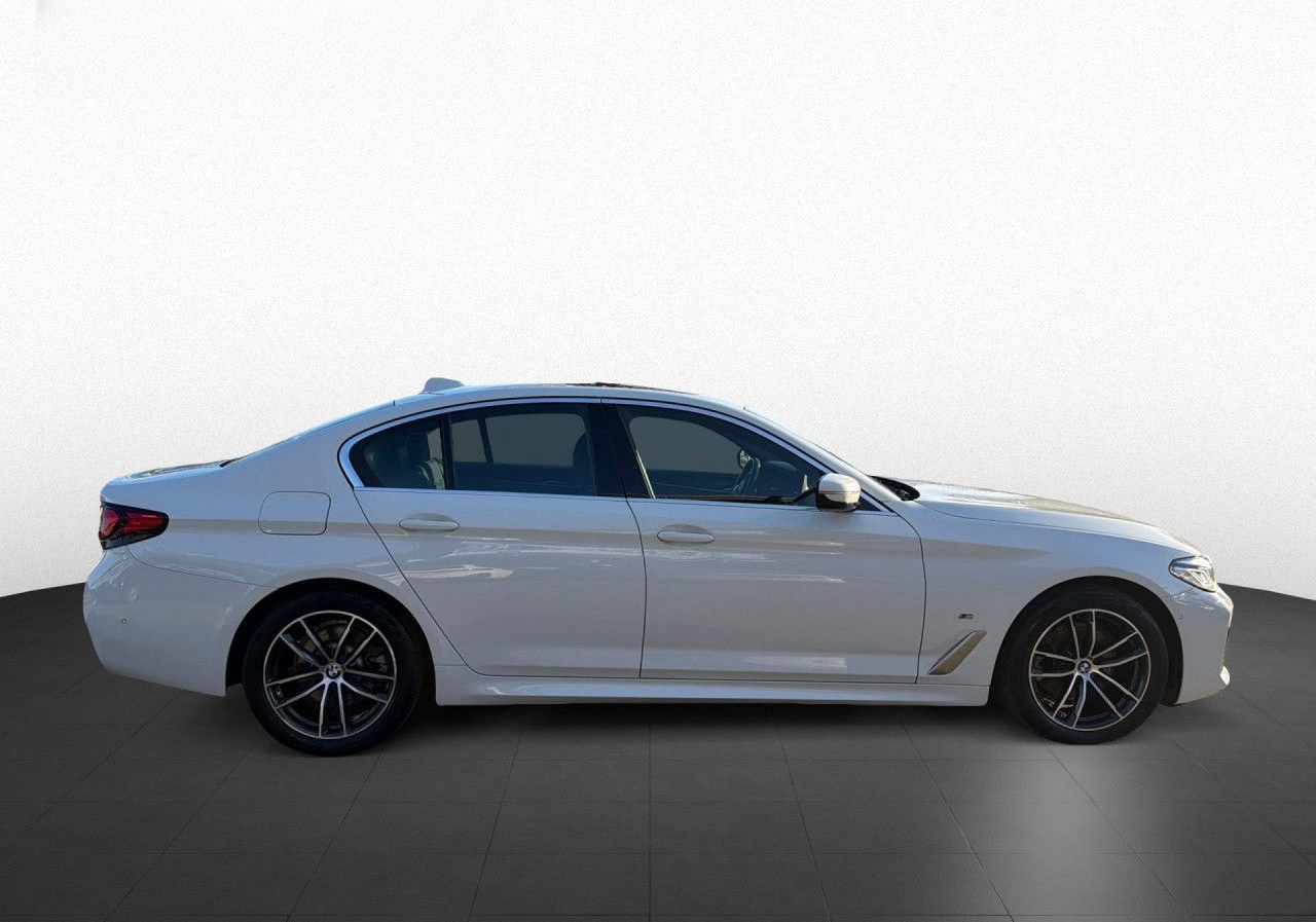 BMW 520d xDrive Aut. M Sport GSD St&Go StdHz RFK H/K foto 10