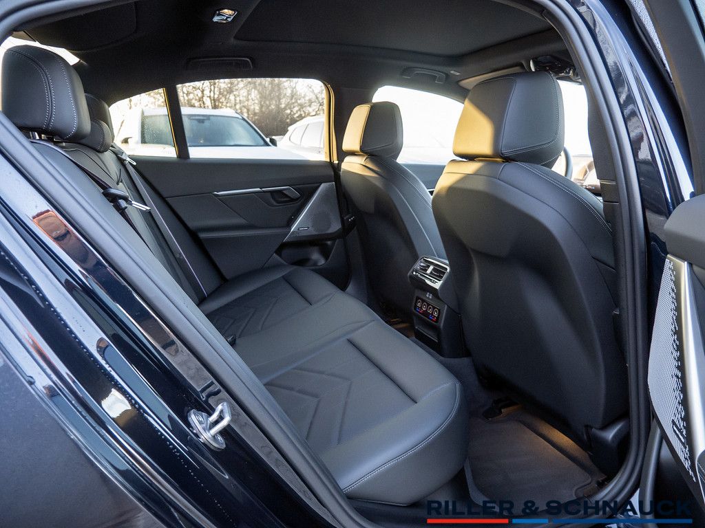 BMW 520d xDrive M-Sport PANO NAVI AHK ACC HUD 360° foto 8