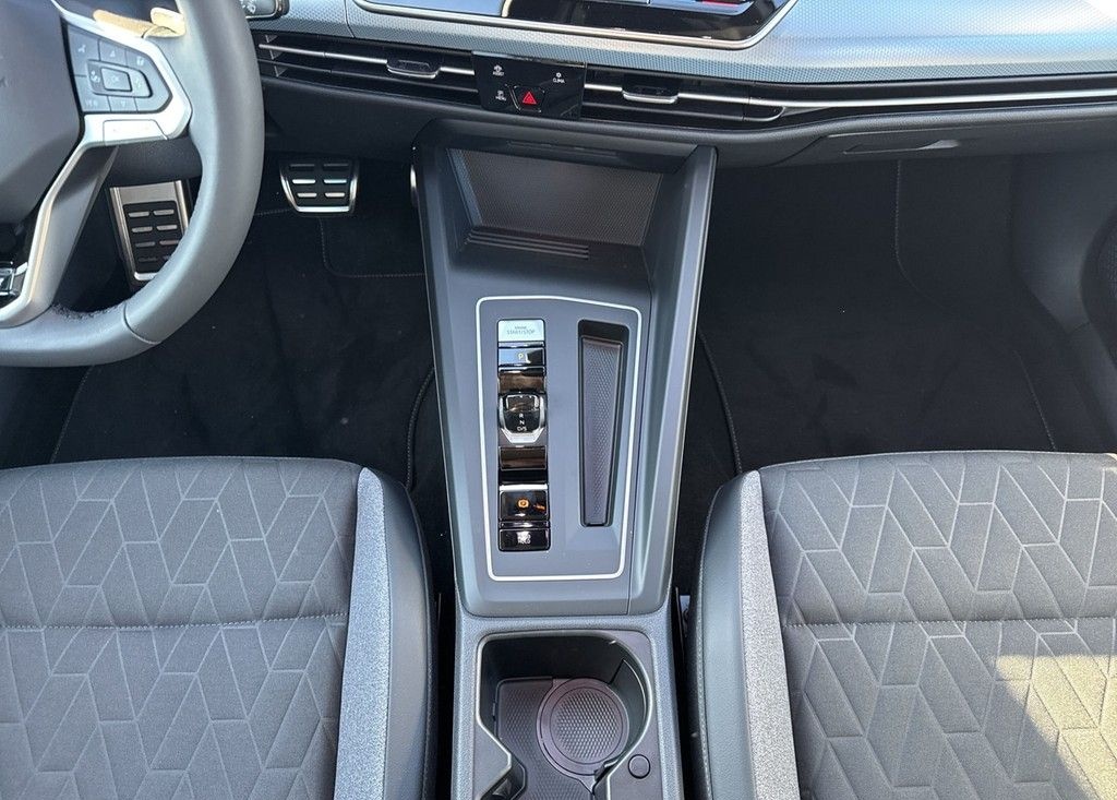 Volkswagen Golf VIII Variant 1.5 eTSI DSG Goal foto 9