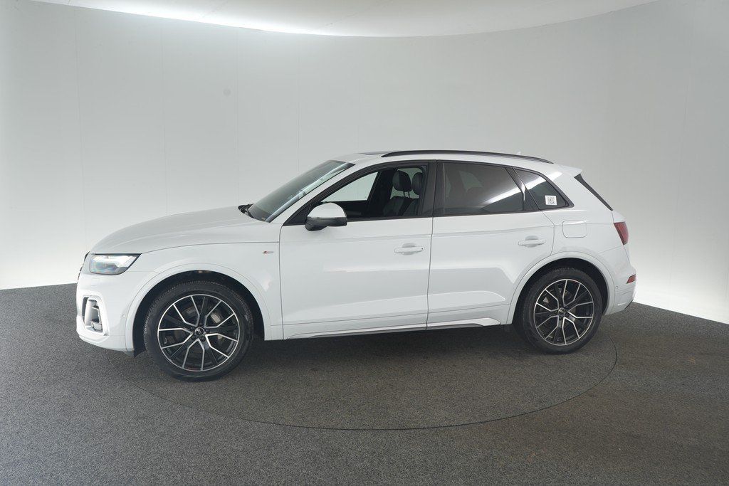 Audi Q5 55 TFSIe quattro S tronic S line AHK Pano foto 5