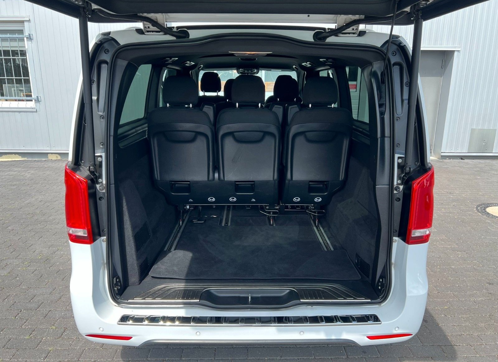 Mercedes-Benz V 250 AMG d extra Lang MBUX LED 7-Sitzer Kamera foto 8