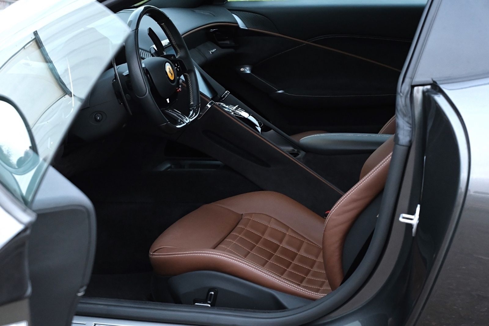 Ferrari Roma*Magneride*Carbon*Cam*QuiltedStyle*20"*TOP* foto 11