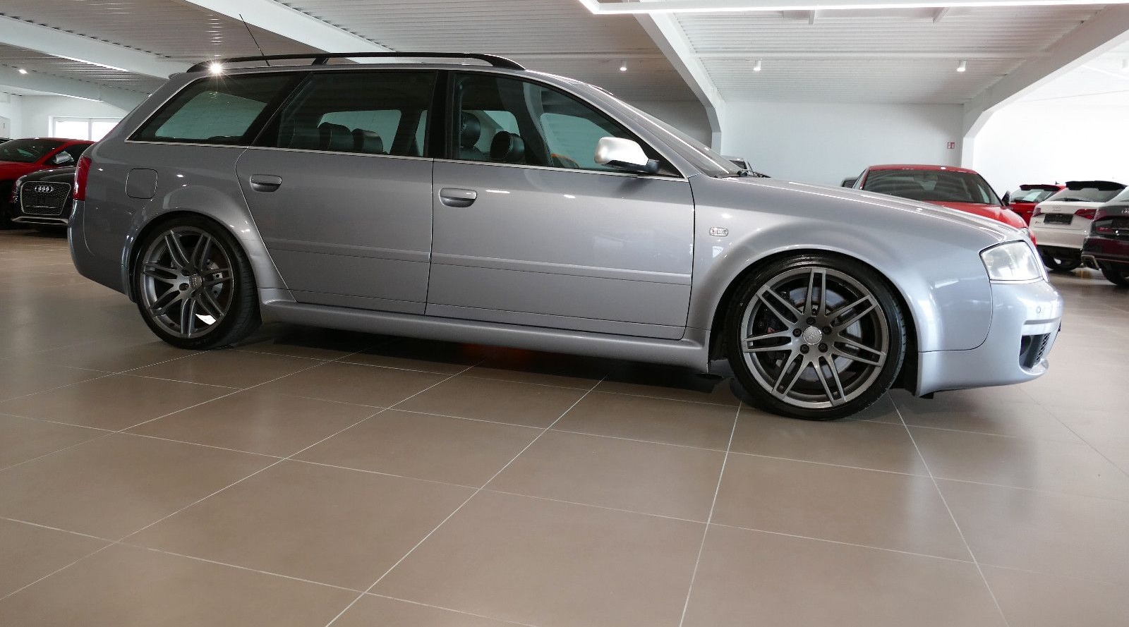 Audi RS6 Avant 4.2 V8 quattro 19Zoll NAVI el.SD AHK foto 13