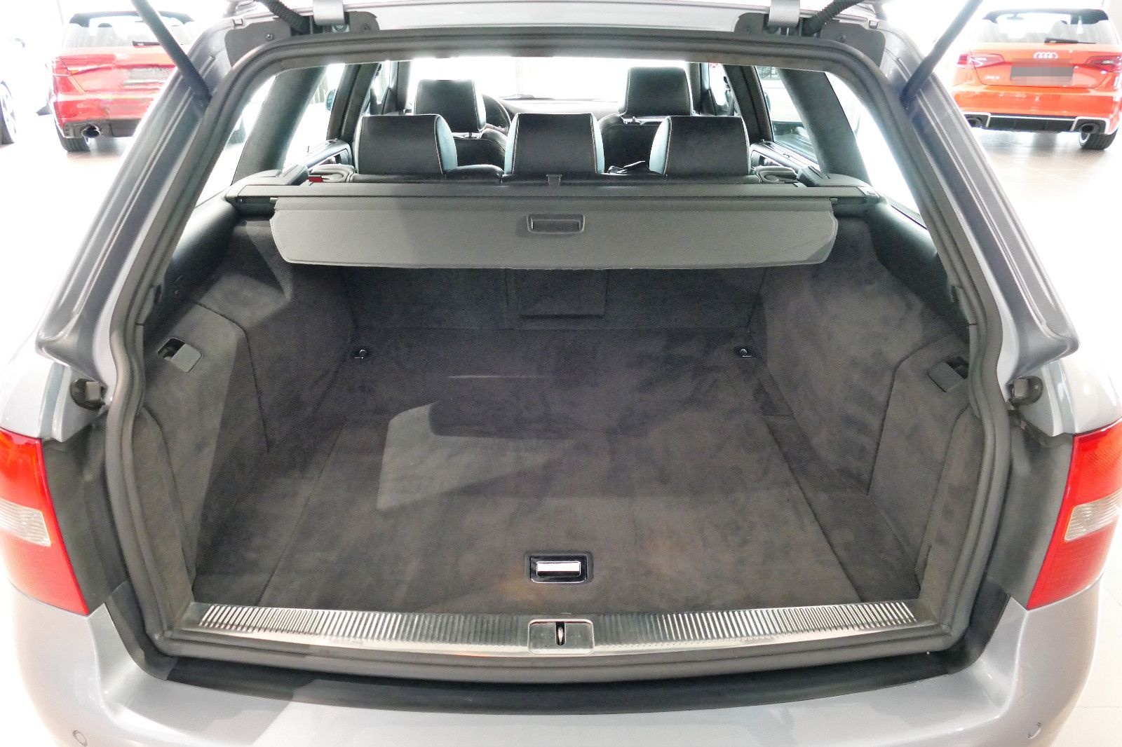 Audi RS6 Avant 4.2 V8 quattro 19Zoll NAVI el.SD AHK foto 17