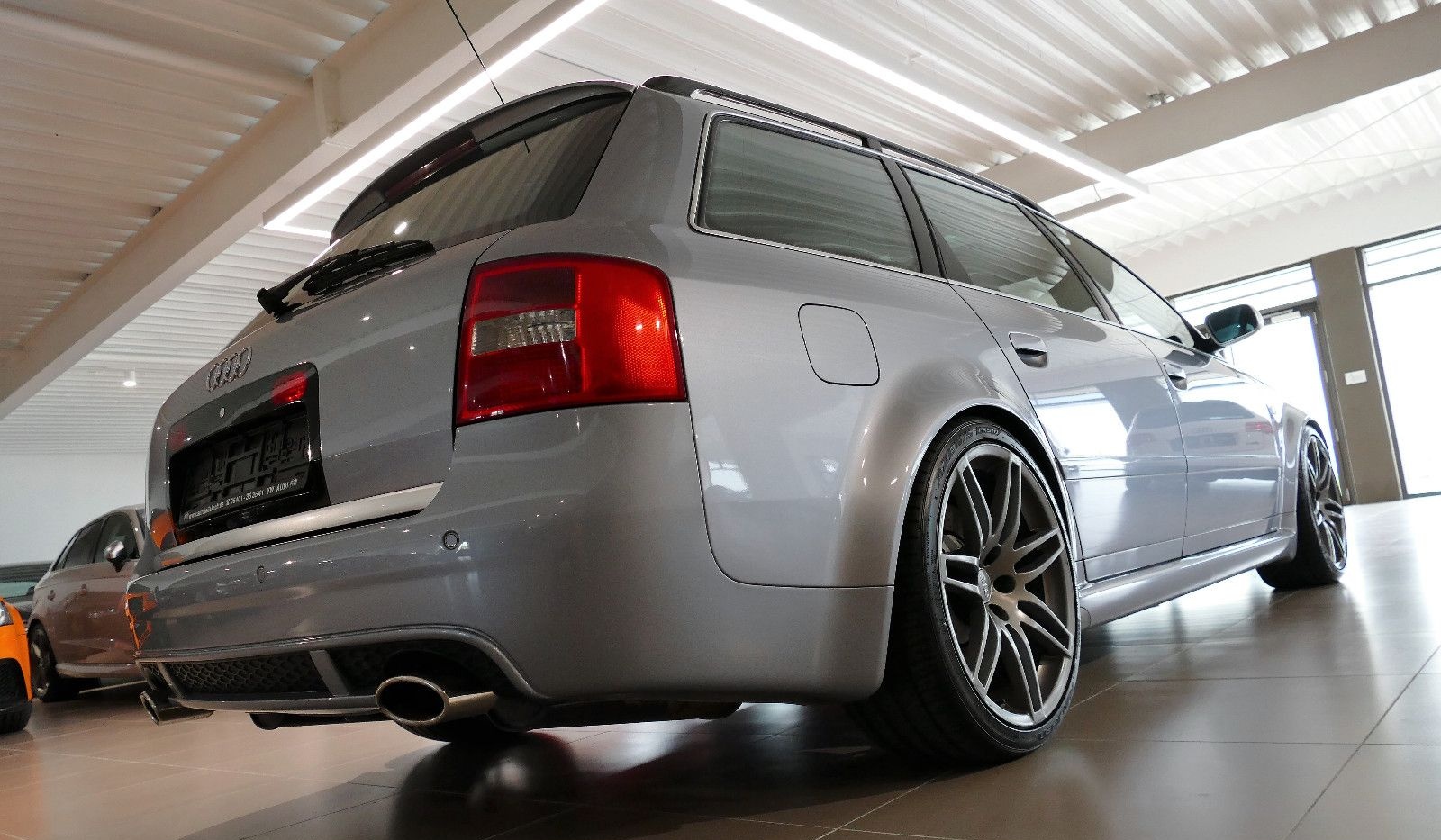 Audi RS6 Avant 4.2 V8 quattro 19Zoll NAVI el.SD AHK foto 7