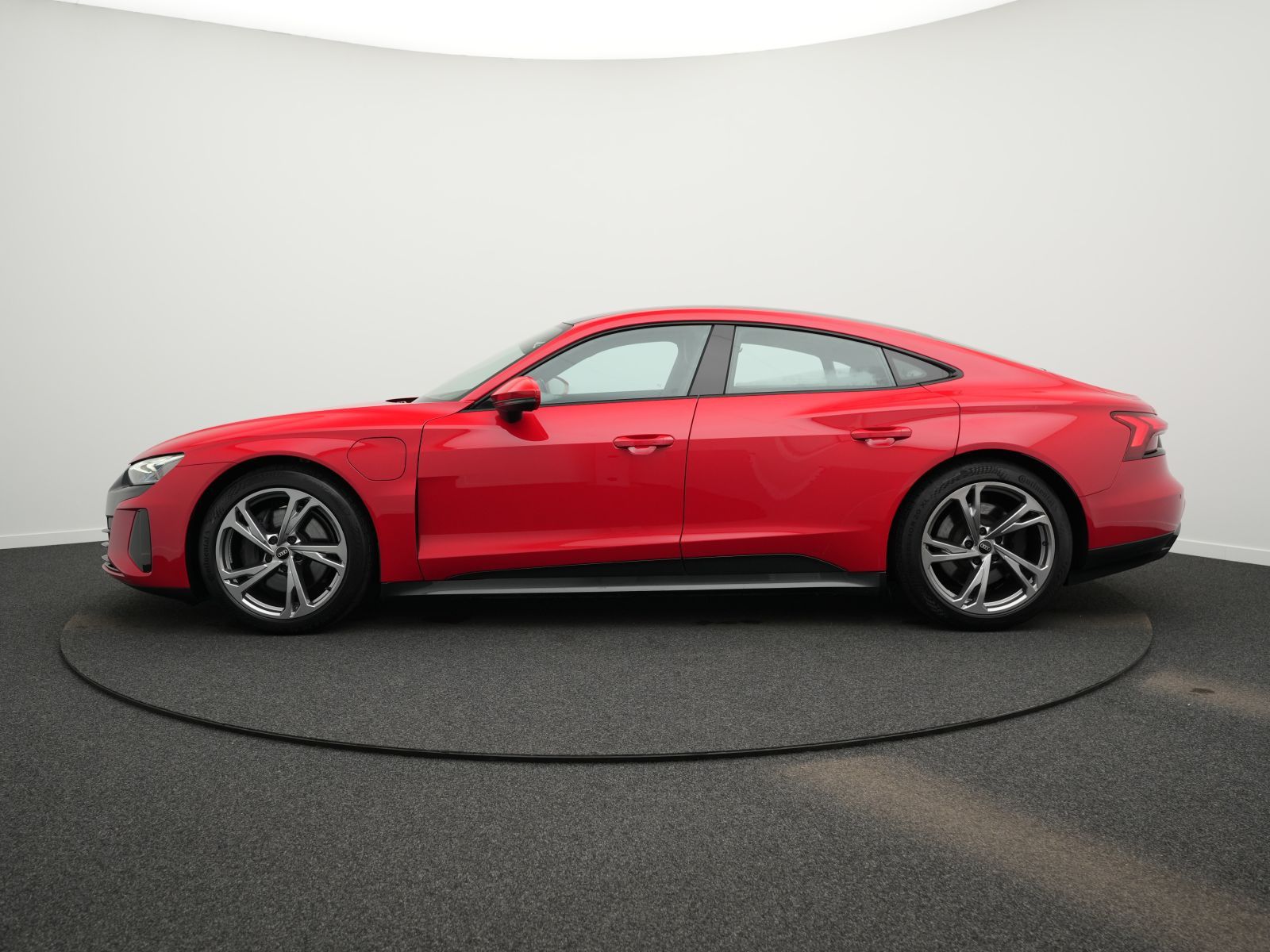Audi e-tron GT quattro MATRIX*PANO*HUD*20''* foto 10