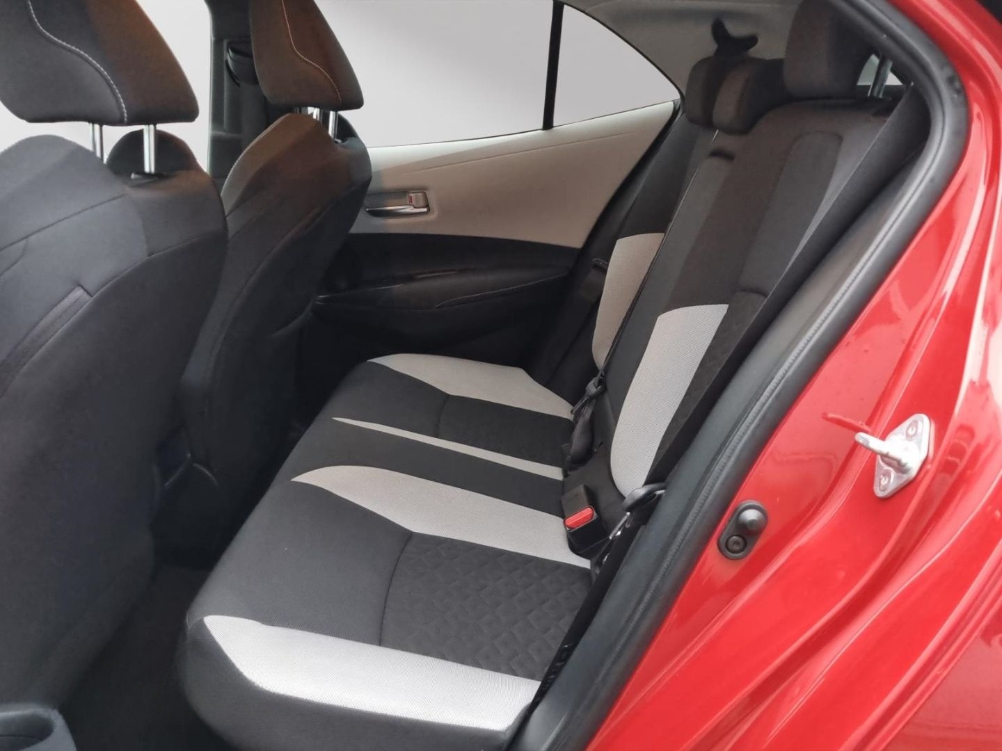 Toyota Corolla 1.8 Hybrid TeamD *Navi*LED*Technikpaket* foto 10