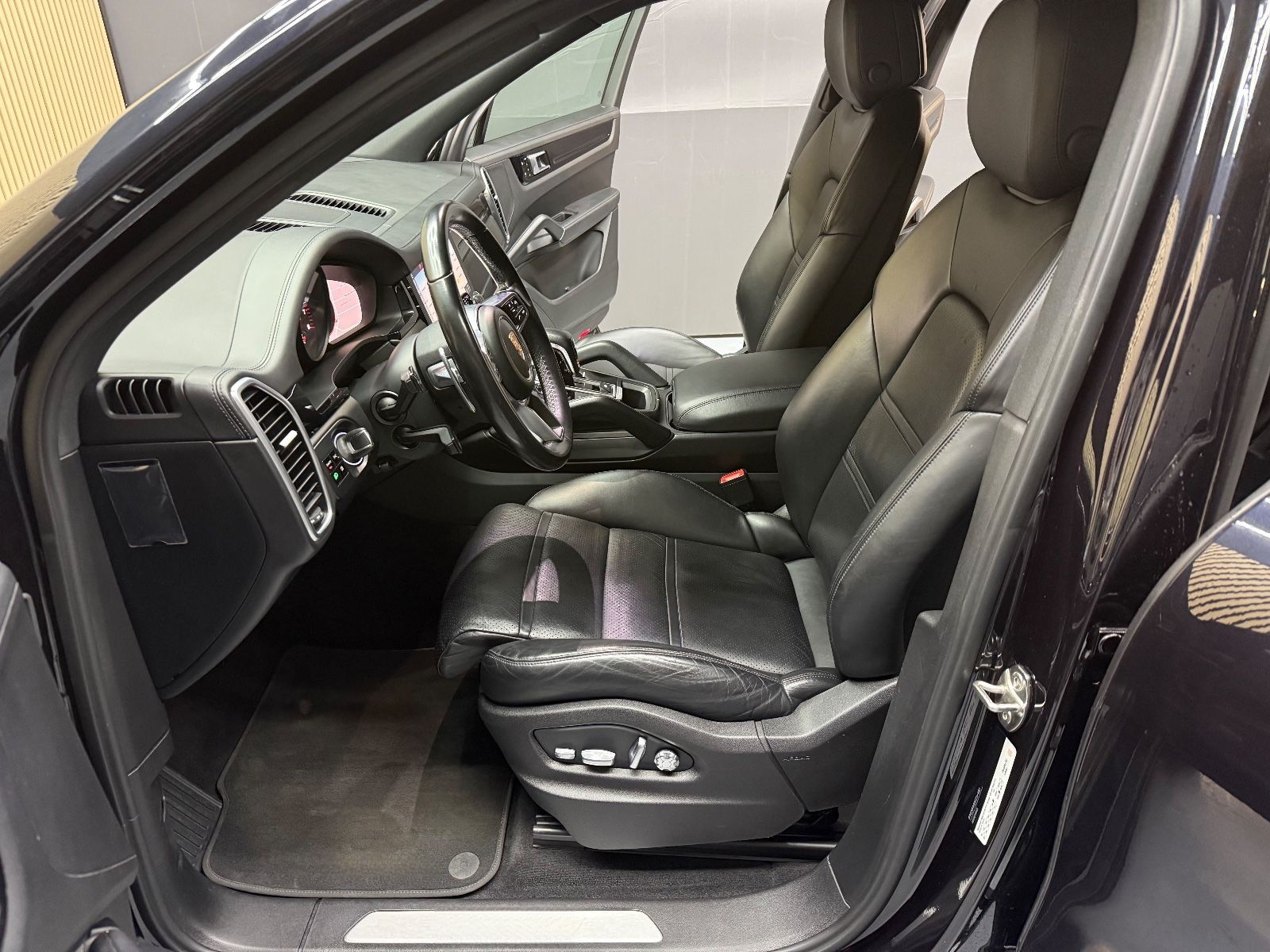 Porsche Cayenne °Luft°360 Cam°Led°Sportsitz°Bose foto 16