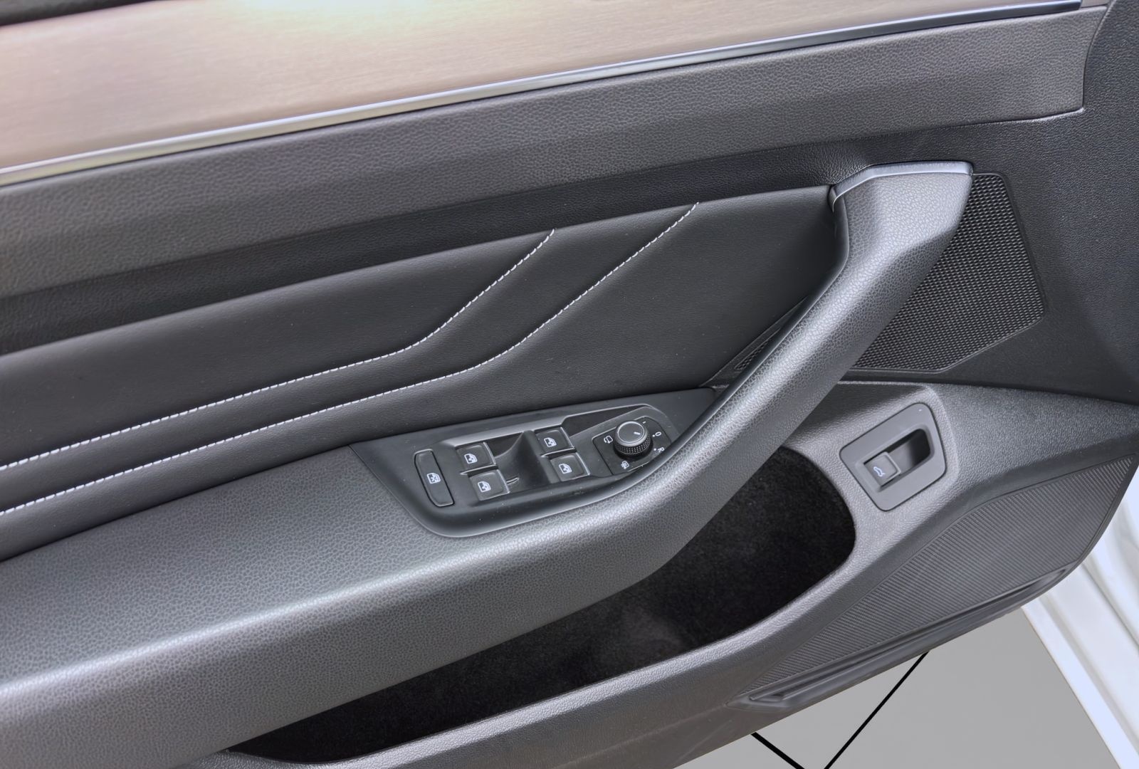Volkswagen Passat Variant 2.0 TDI DSG ELEGANCE STANDHZG PAN foto 10