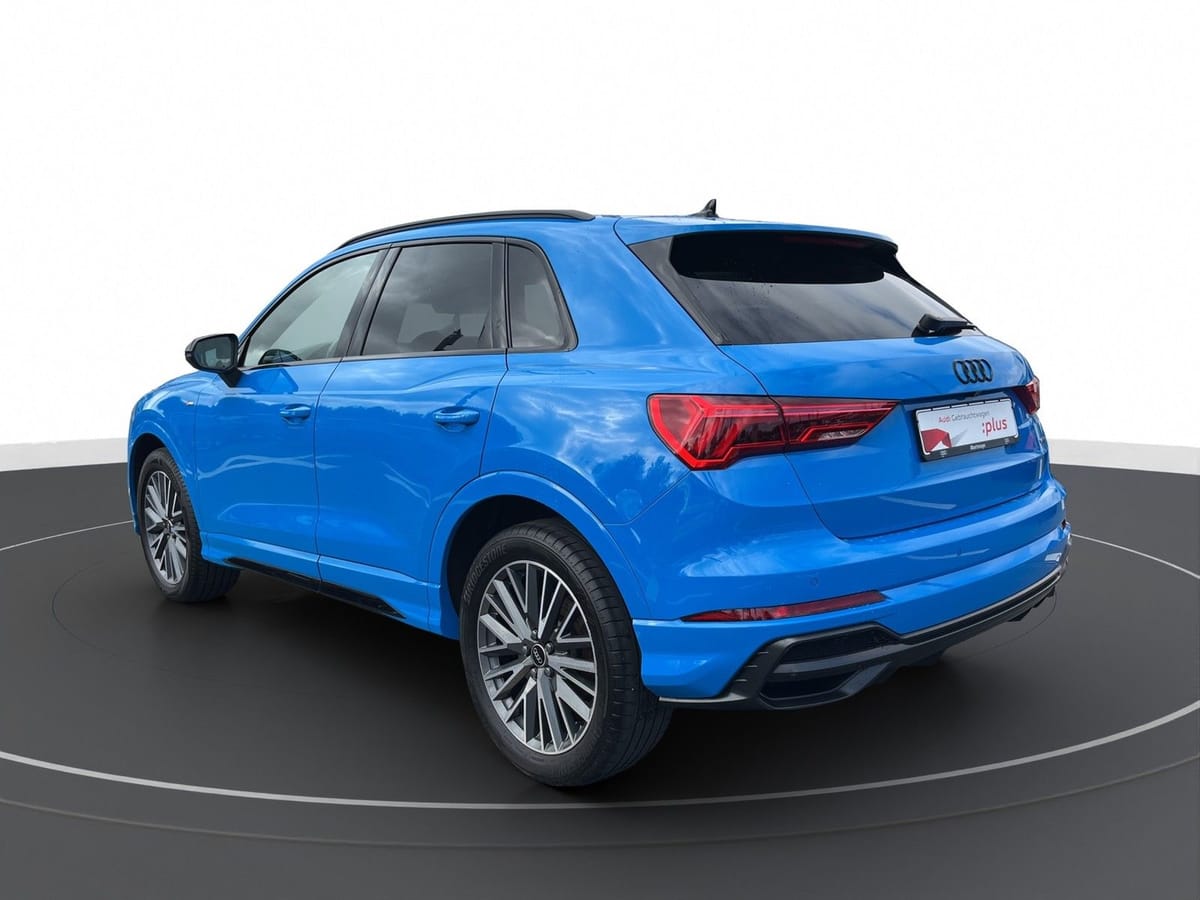 Audi Q3 40 TDI QUATTRO S-LINE LED foto 2