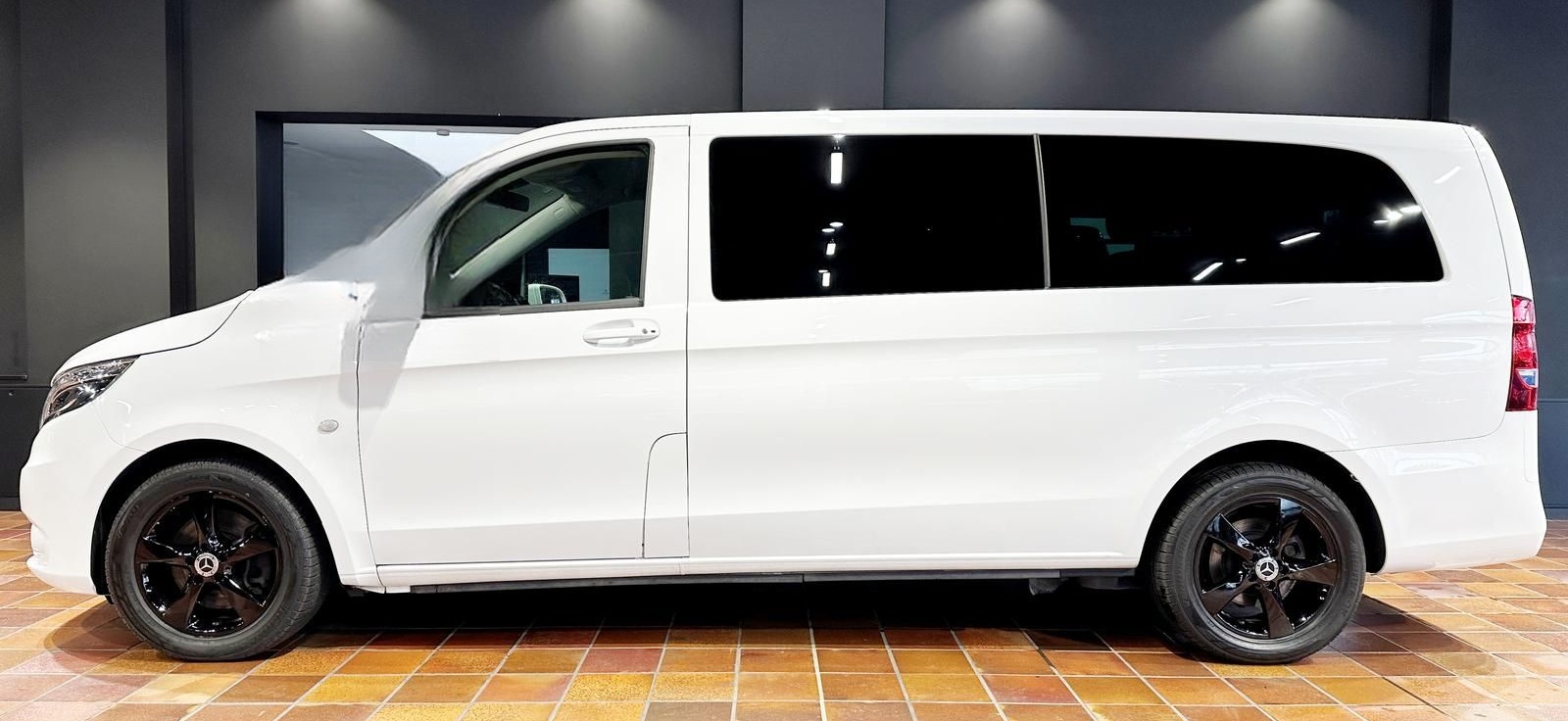 Mercedes-Benz VITO TOURER 119 EXTRALANG 9-SITZE LEDER STANDHZG foto 3