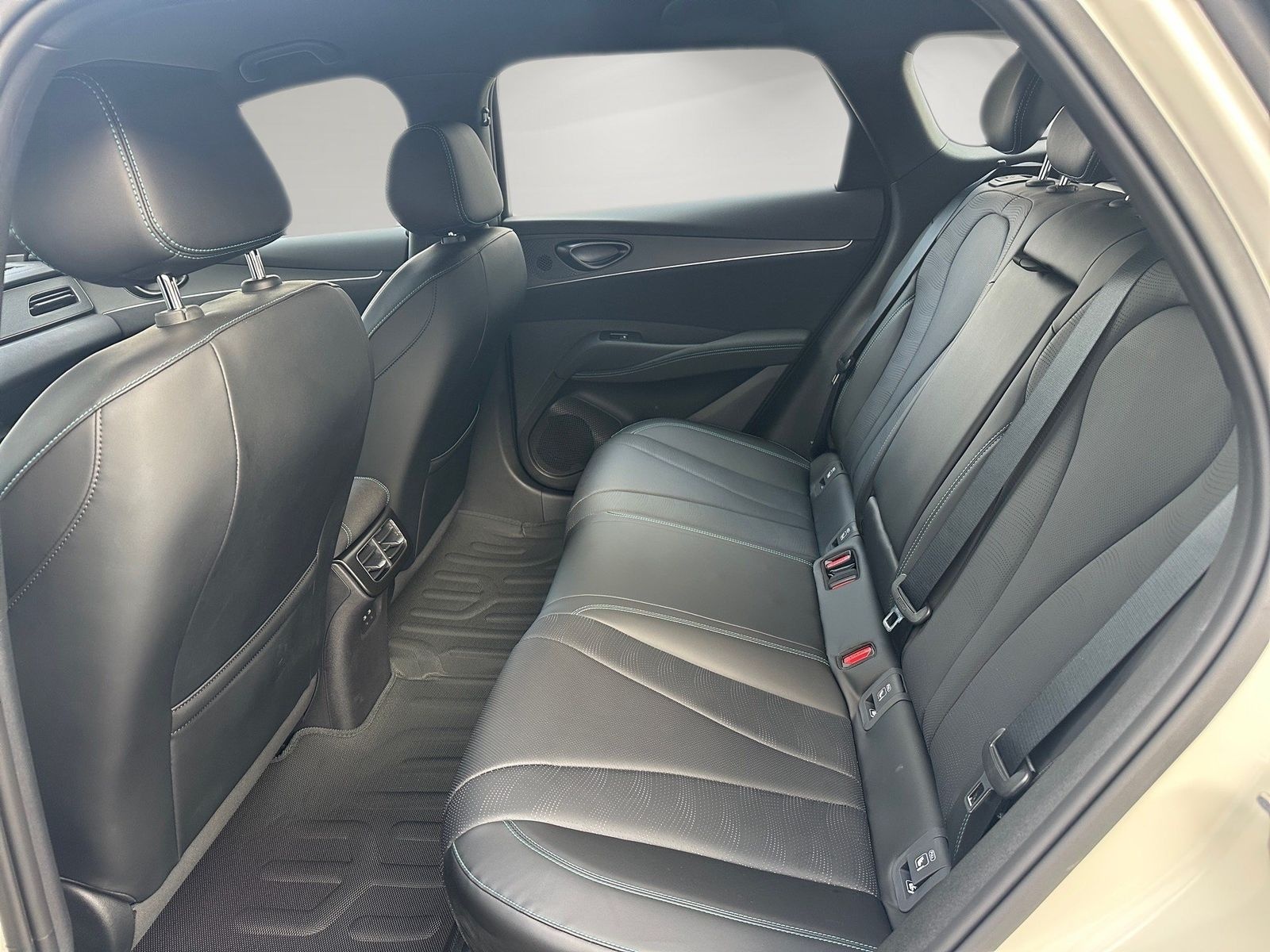 BYD Seal 6 DM-i Touring Boost* On Stock* Sofort Verf foto 11