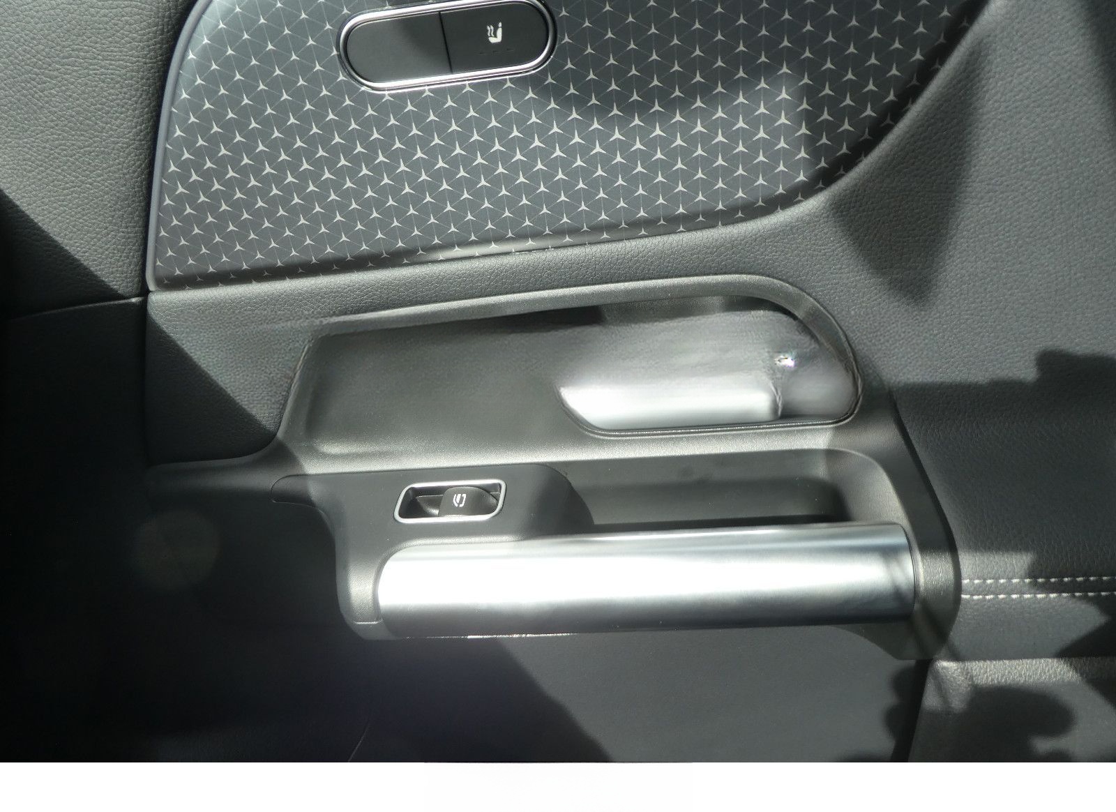 Mercedes-Benz B 200 NeufFZG  mit T.Z. AHK LED KAMERA foto 23