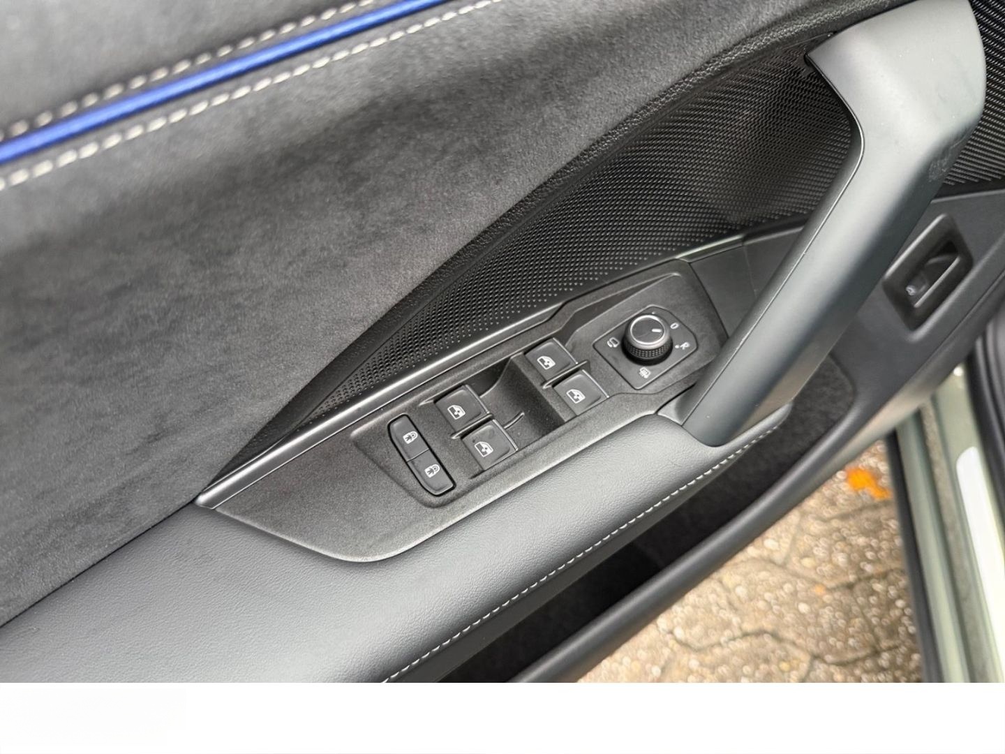 Volkswagen Tayron R-Line 2 0 l TDI 4MOTION DSG AHK  Standhz foto 10