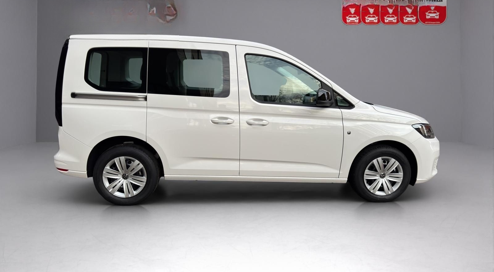 Volkswagen Caddy 1.5 TSI DSG Family *AHK/ACC/APP/SHZ/RFK* foto 7