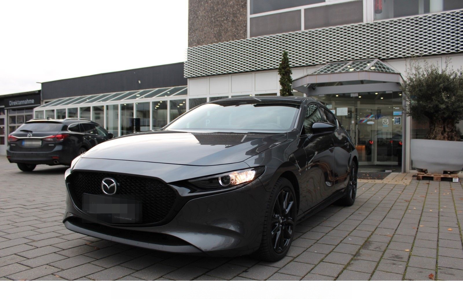 Mazda 3 e-SKYACTIV G Nagisa*BOSE*HUD*LED*KEYLESS* foto 1