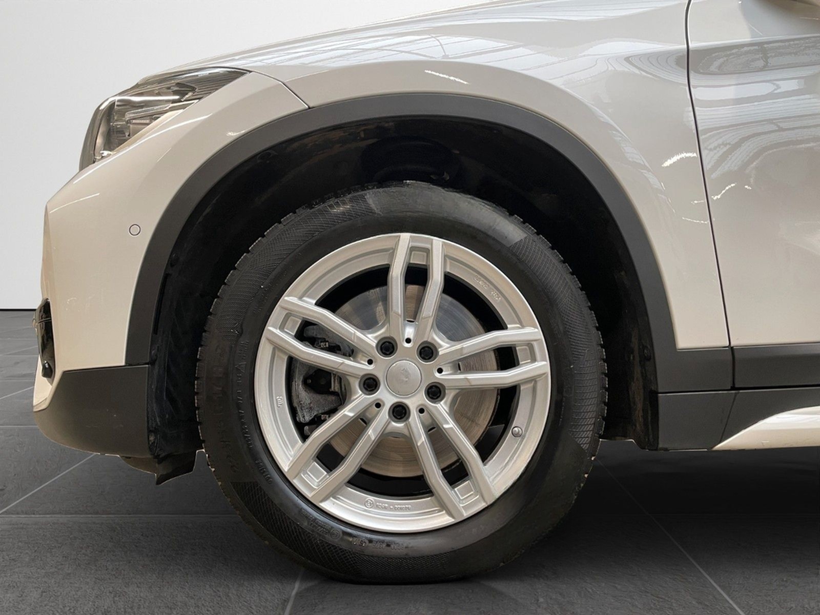 BMW X1 xDrive 20 d Sport Line ACC HuD 2ZK PDC LED foto 31