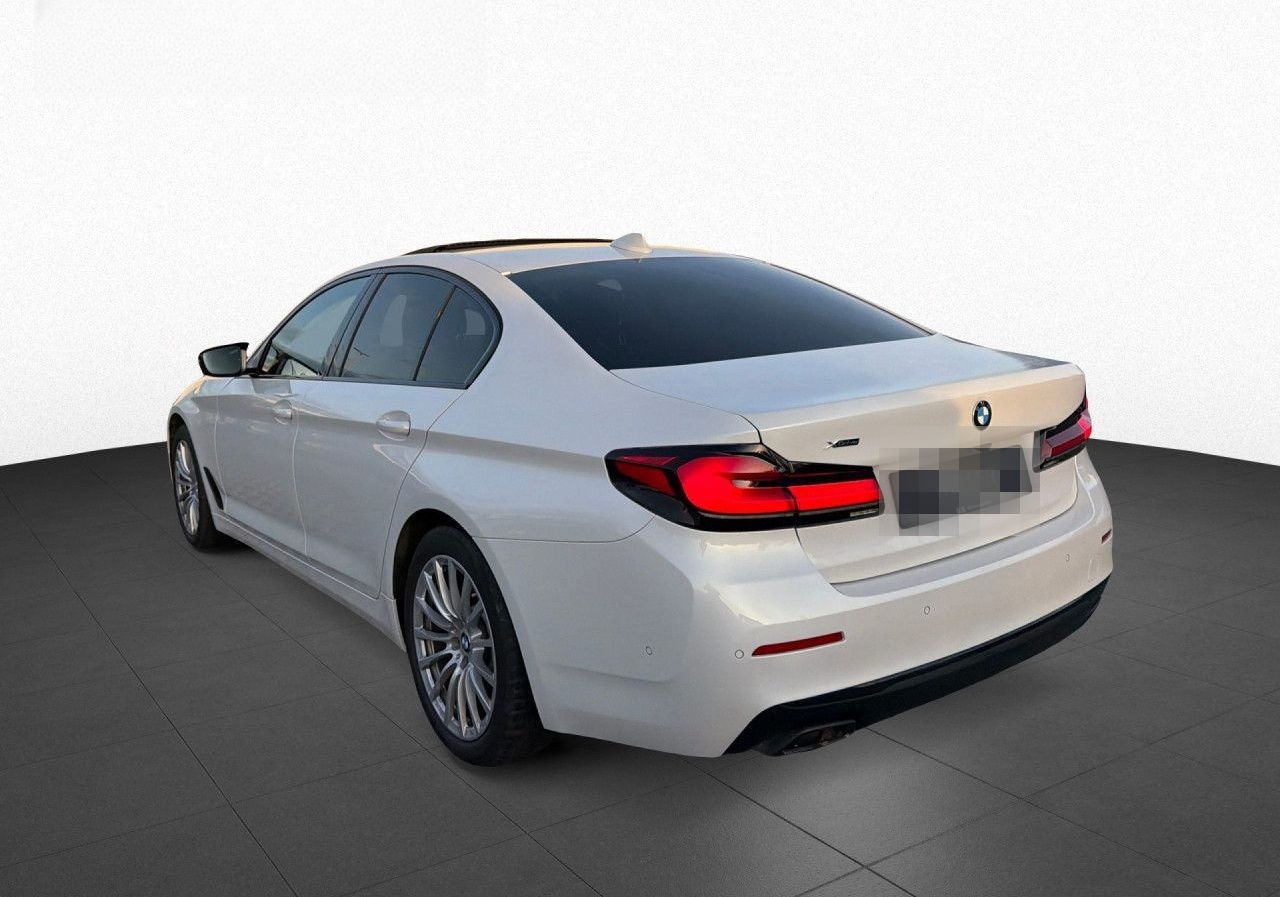 BMW 530d xdrive Luxury ACC Kam HUD Laser GSD KomSi foto 6