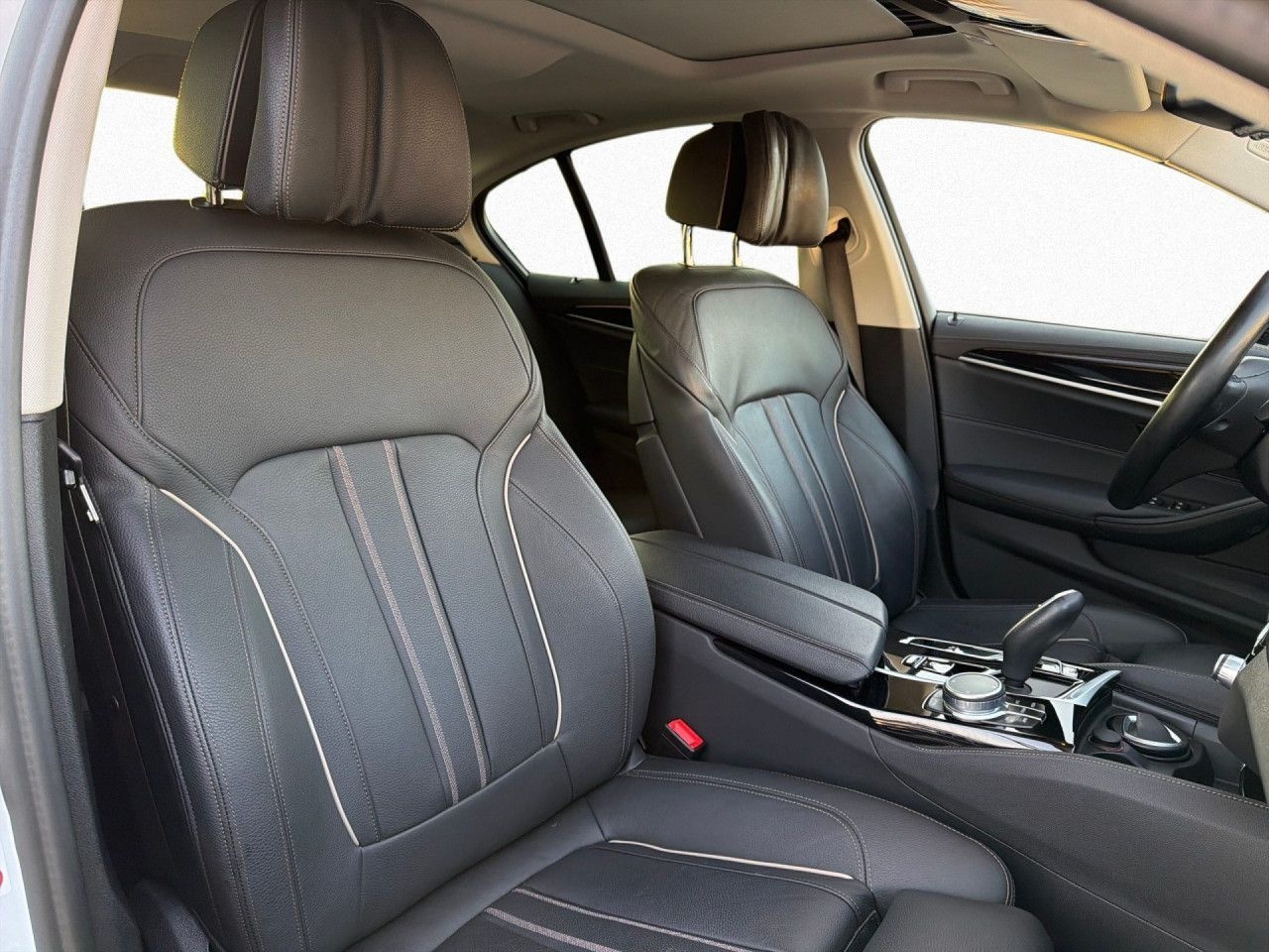 BMW 530d xdrive Luxury ACC Kam HUD Laser GSD KomSi foto 10