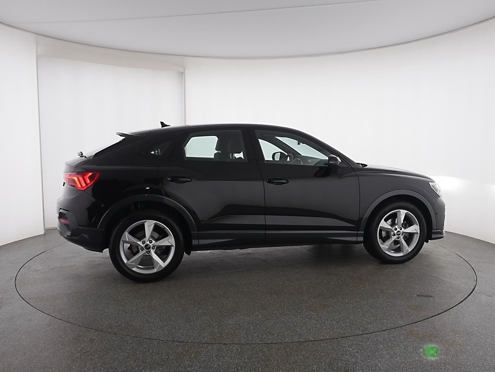 Audi Q3 Sportback 35 TDI S line S tronic LED / AHK / foto 12