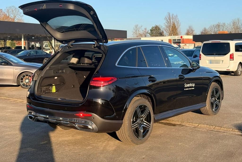 Mercedes-Benz GLC 220 d 4MATIC AMG MEMO 360 AHK DISTR KAMERA foto 15