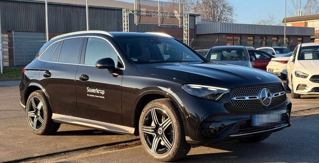 Mercedes-Benz GLC 220 d 4MATIC AMG MEMO 360 AHK DISTR KAMERA foto 3