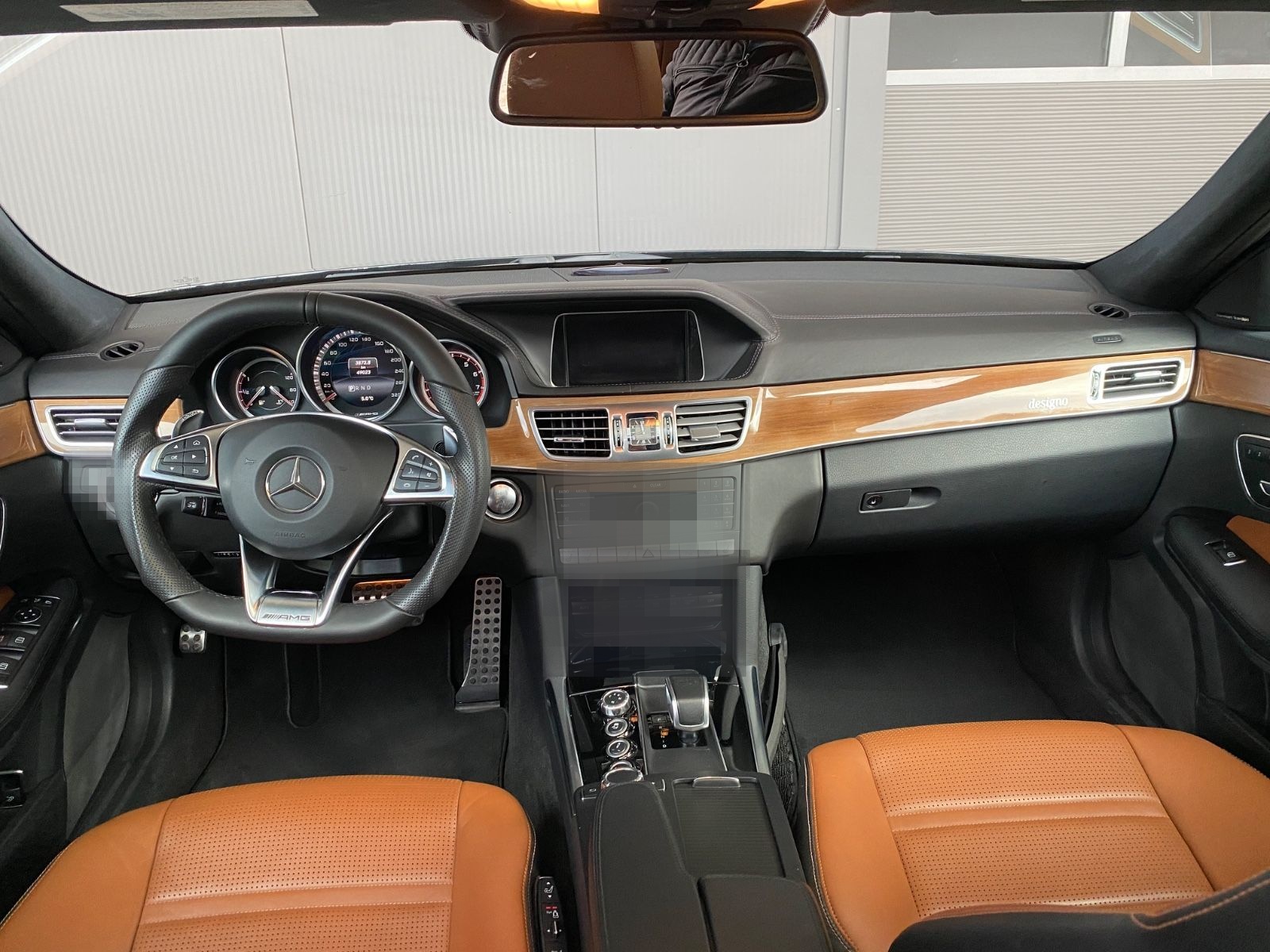 Mercedes-Benz E 63 AMG 4matic foto 13