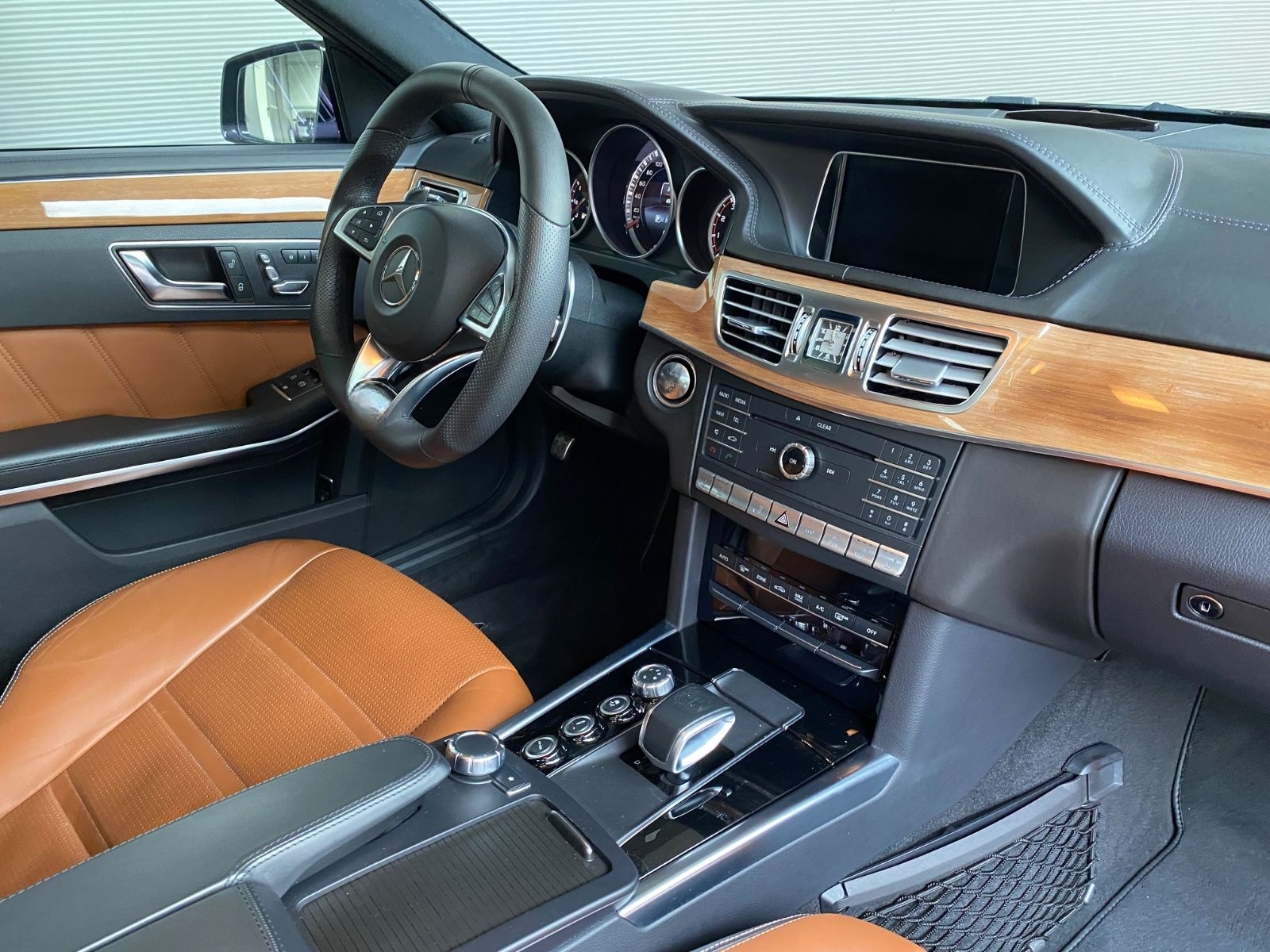 Mercedes-Benz E 63 AMG 4matic foto 14