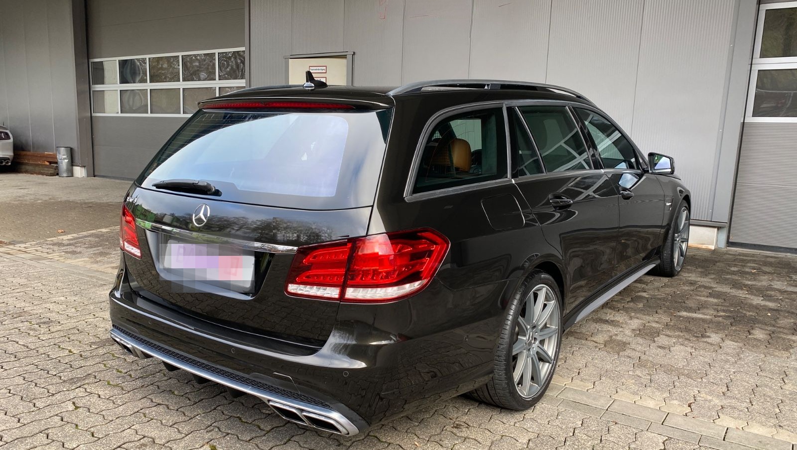 Mercedes-Benz E 63 AMG 4matic foto 6