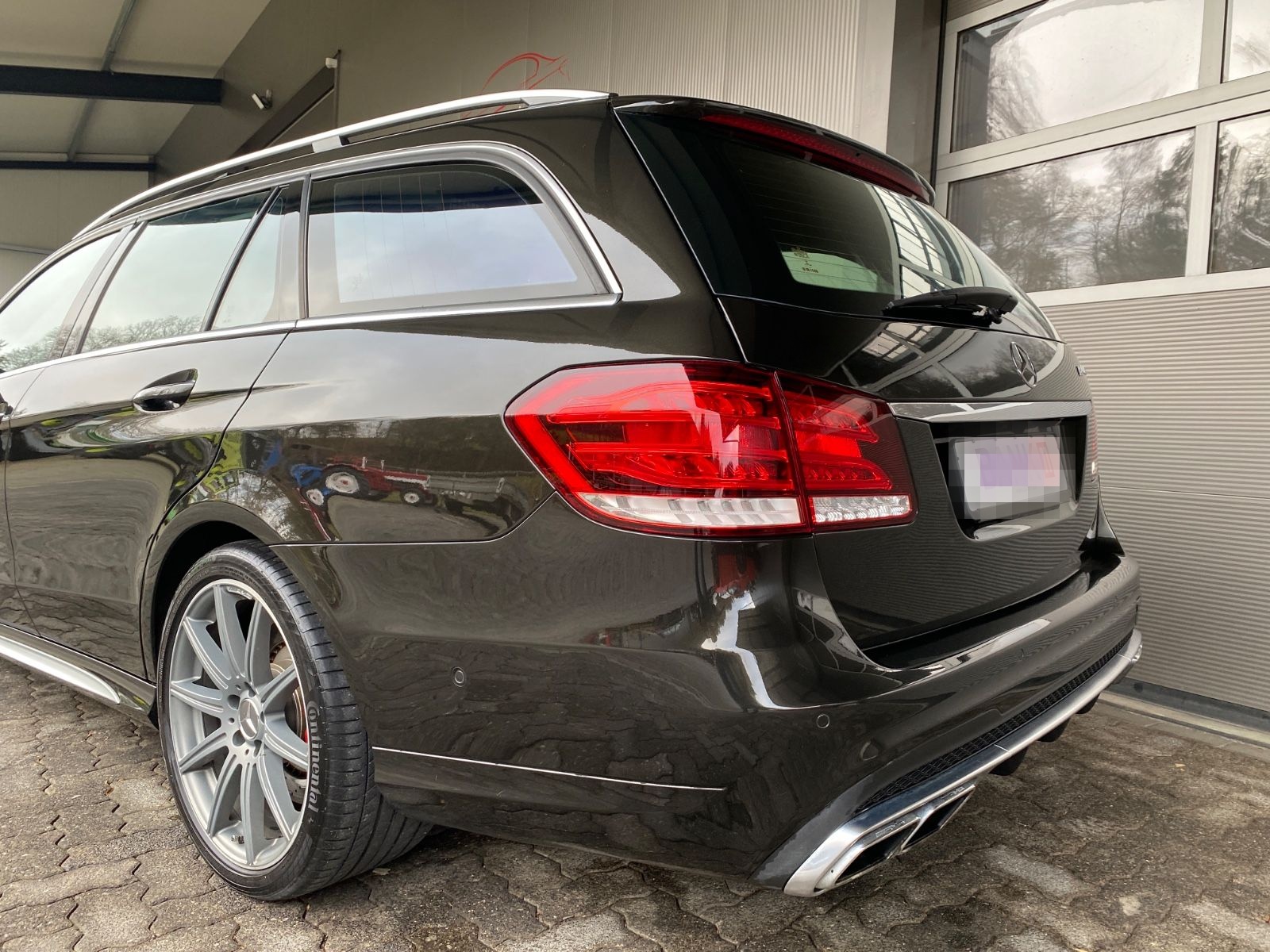 Mercedes-Benz E 63 AMG 4matic foto 9