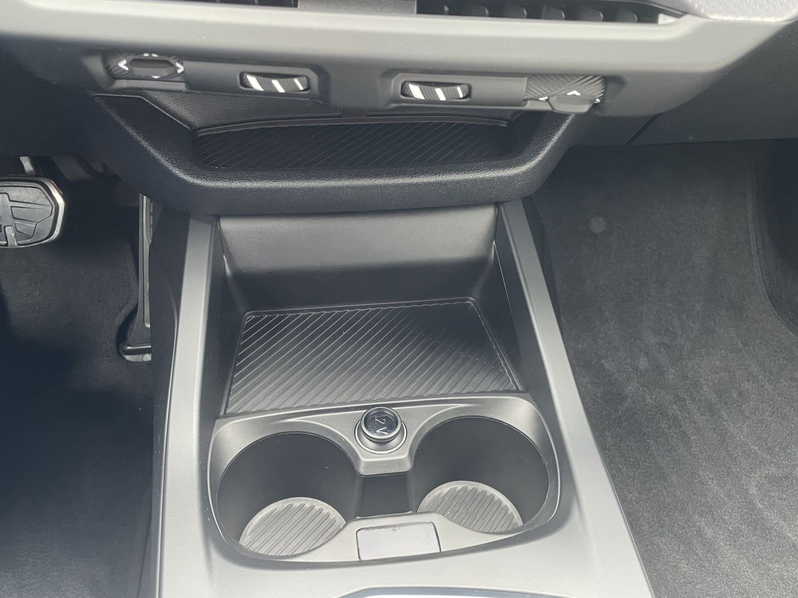 BMW 120 M Sport DAB LED RFK AHK Klimaaut. foto 12