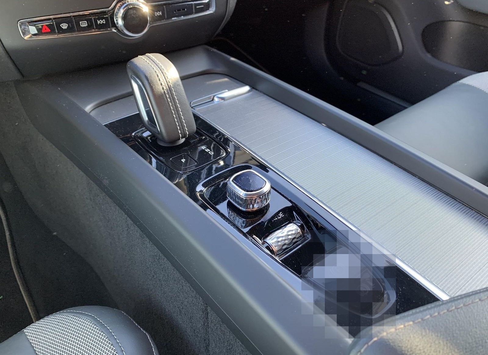 Volvo V60 R Design H&K+Navi+Winterpaket+Kamera foto 14